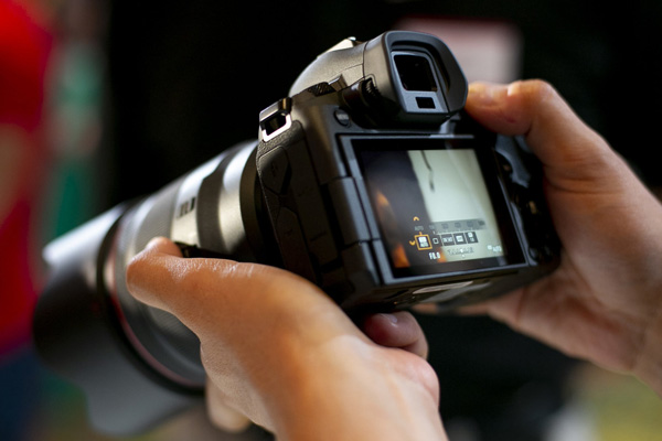 Camera Autofocusing Function